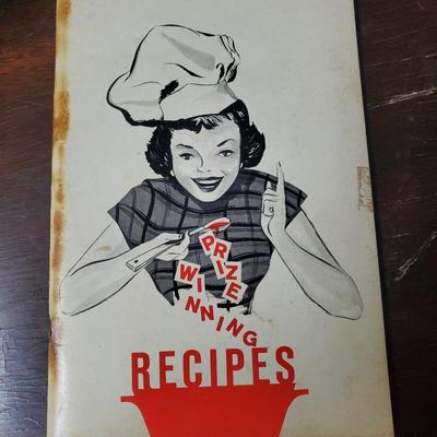 Set of 8 Vintage Small Cookbooks