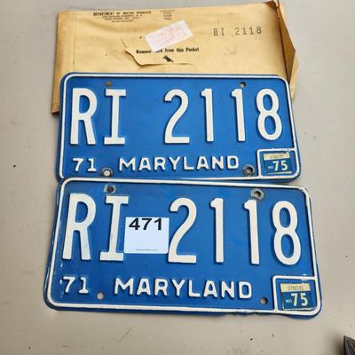 Matching Pair (2) Maryland License Plate 1971  RI2118