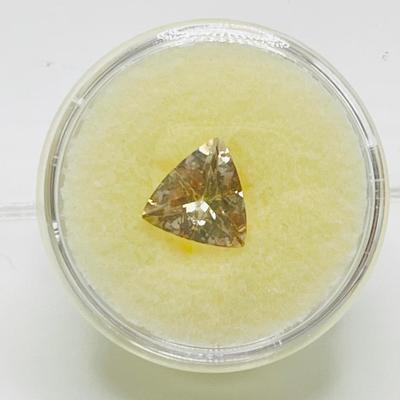 BERYL ~ Trillion Cut ~ Greenish Yellow Gemstone ~ Natural