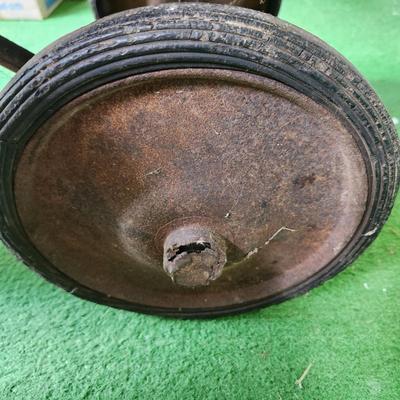 Vintage  Pacific Flyer Metal Wagon Yard Art