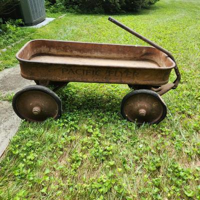 Vintage  Pacific Flyer Metal Wagon Yard Art