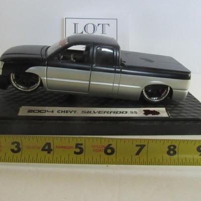 2004 Chev Silverado Truck on Base