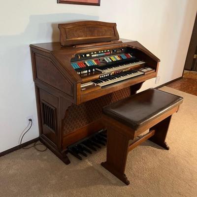 Hammond Organ Piano with Chair in PERFECT SHAPE. RECEIPT: $5,586