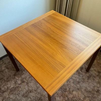 Ansanger Mobler teak expandable extension Danish Dining Table GORGEOUS - PERFECT condition (with 2 sliding leafs 36x36x29) DENMARK