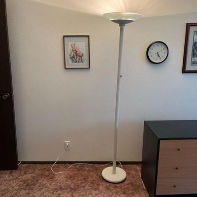 Modern Dimmable Lamp (white)