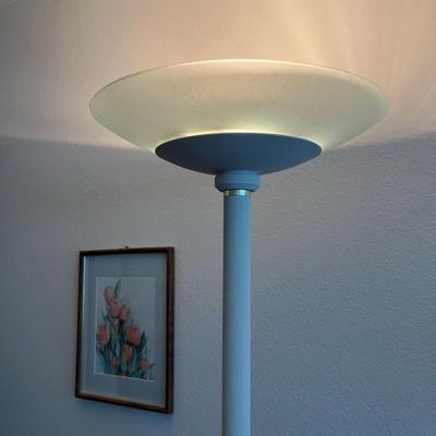 Modern Dimmable Lamp (white)