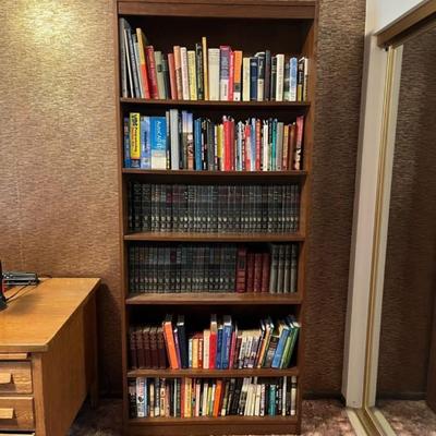 Gorgeous Wood Bookshelf Shelf (1 of 2)
