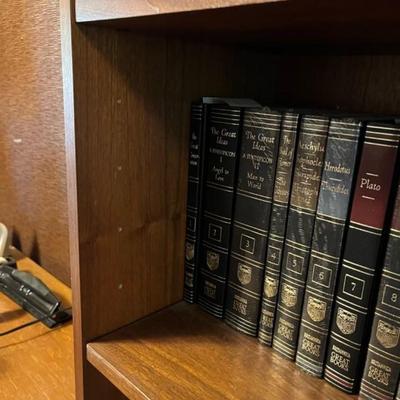 Gorgeous Wood Bookshelf Shelf (2 of 2)
