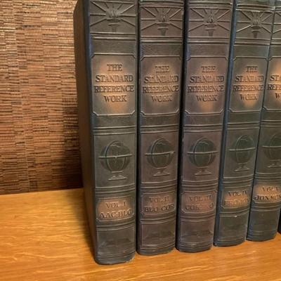 Antique Books The Standard Reference Work" Vol. 1-Vol. 10 collection