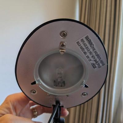 2 Black Lamps
