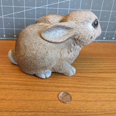 1 Rabbit Decor