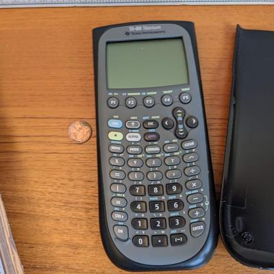 T1-89 Titanium Calculator with box