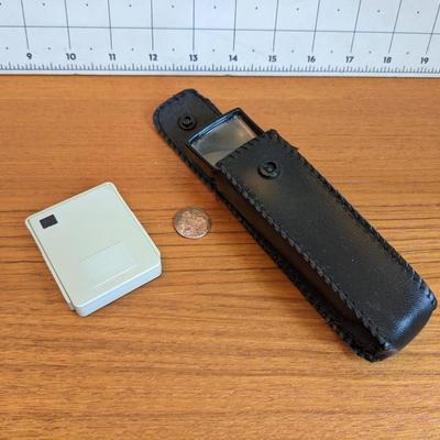 2 smaller magnifiers