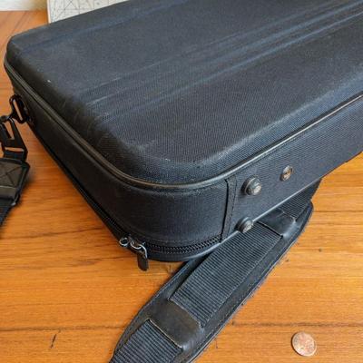 Compaq Case with dividers 