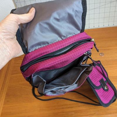 High Sierra Expandable Shoulder Bag NEW