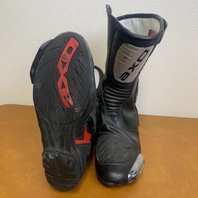 KK4 gloves + axo Racing boots 