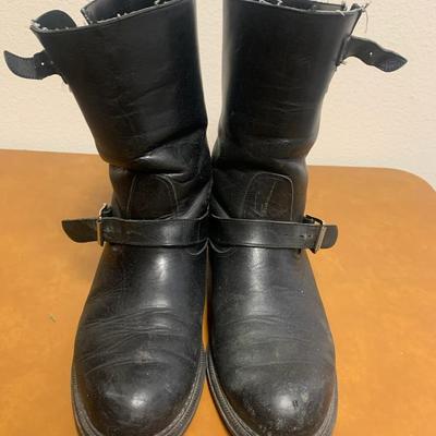 Men's Vibram No-Mark Boots Size 11 M