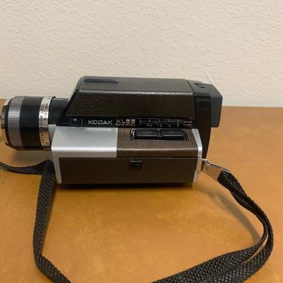 Kodak XL55 movie camera + case