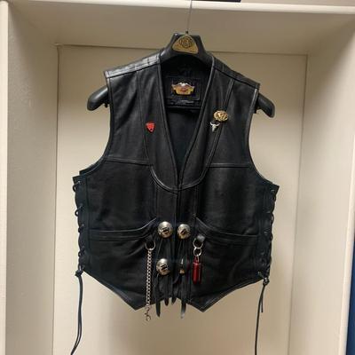 Harley Davidson Leather Vest with pins (size Large - adjustable sides)