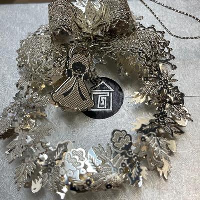NEW Silver Wreath Ornament