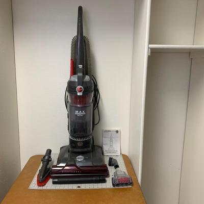 Hoover Vacuum Max Performance Pet with instructions & Attachments