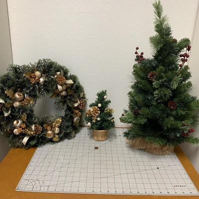 3 Christmas Holiday Items (wreath + 2 trees)
