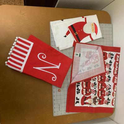 Christmas Towels/Napkins Misc.