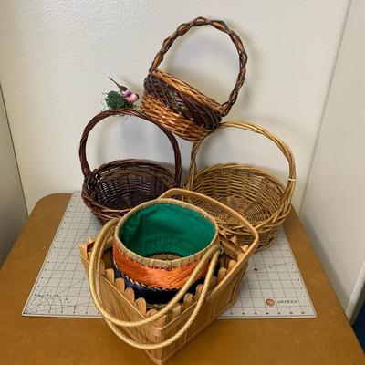 Bundle of 5 baskets