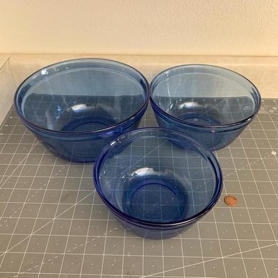 3 Blue Glass Nesting Bowls (Anchor Ovenware)
