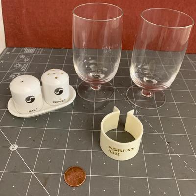 Korea Air items (salt & pepper shakers, plastic, + 2 crystal glasses)
