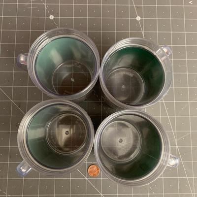 4 plastic mugs - 2 fishing lures + 2 southwestern