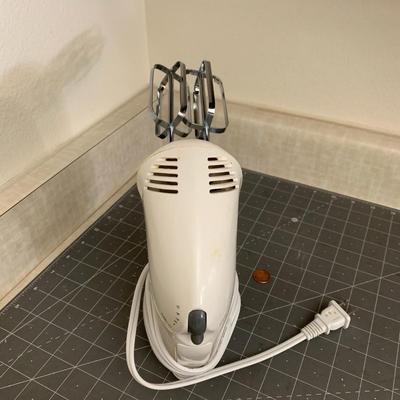 Proctor Silex Electric Mixer