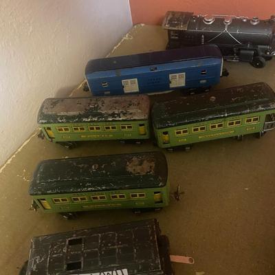 Pre WWII Model Train Cars Great Vintage Condition