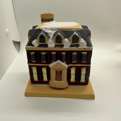 (3) Ceramic Christmas Decorative Homes