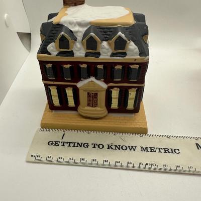 (3) Ceramic Christmas Decorative Homes