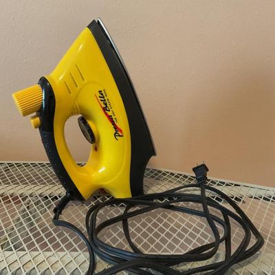 Press a Bella-The Dry Steam Iron