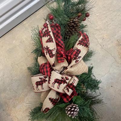 Beautiful Christmas Door Swag