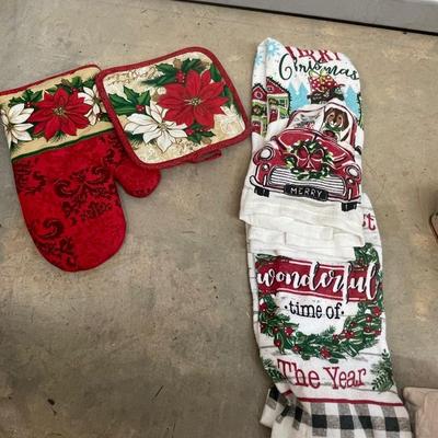Christmas Kitchen Lot