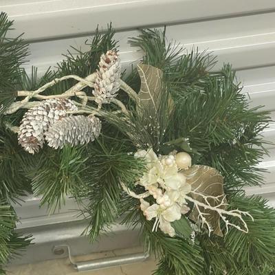 Cute Wreath with Branch Frame