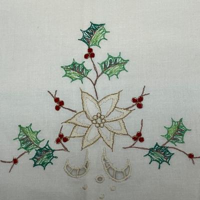 Pretty Embroidered Christmas Linen Set