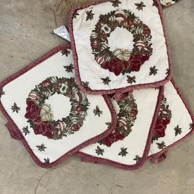 Christmas Wreath Pot Holder Set