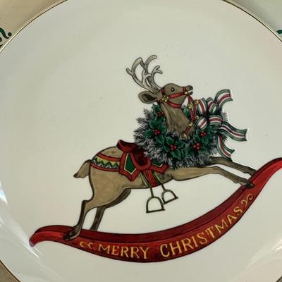 NEW Fine Porcelain Round Serving Plate