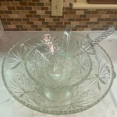 Punch Bowl with 2 Ladels