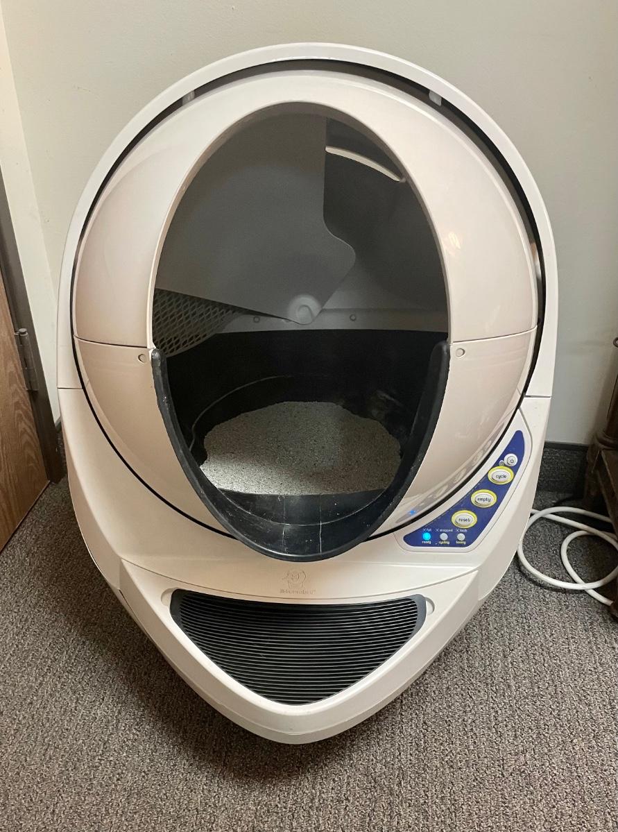 Litter Robot 3 Automatic Cat Litter Box Self Sifting EstateSales