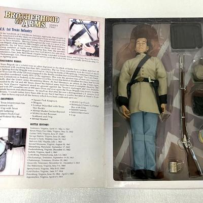 [R] Brotherhood of Arms Action Figures