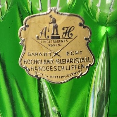 Vintage Emerald Green Vase Cut to Clear  Glass Hochglanz Bleikristall 8.25"