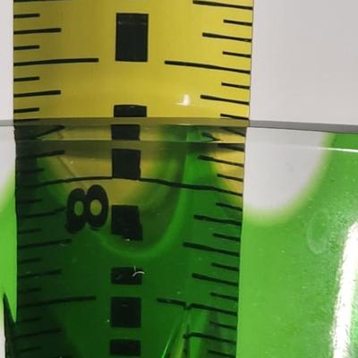 Vintage Emerald Green Vase Cut to Clear  Glass Hochglanz Bleikristall 8.25"