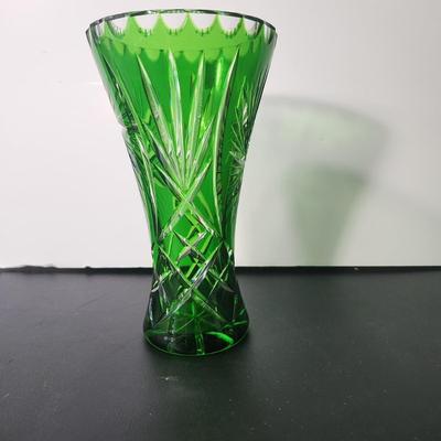 Vintage Emerald Green Vase Cut to Clear  Glass Hochglanz Bleikristall 8.25"