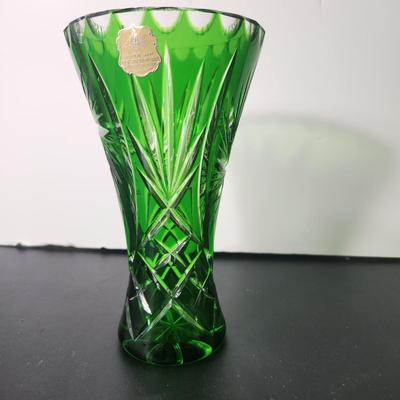 Vintage Emerald Green Vase Cut to Clear  Glass Hochglanz Bleikristall 8.25"