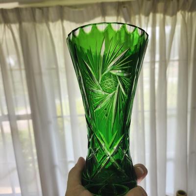 Vintage Emerald Green Vase Cut to Clear  Glass Hochglanz Bleikristall 8.25"